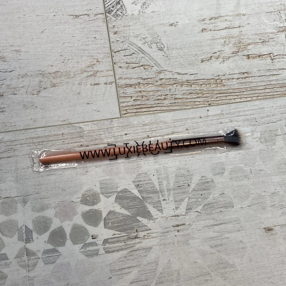 Luxie Beauty 205 Tapered Blending Brush